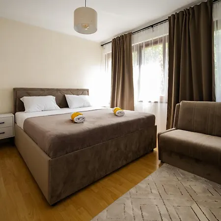 شقة Cozy One-bedroom Near Center