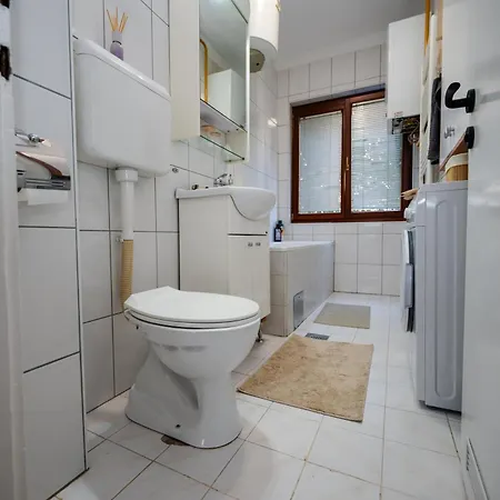 Cozy One-bedroom Near Center * 사라예보